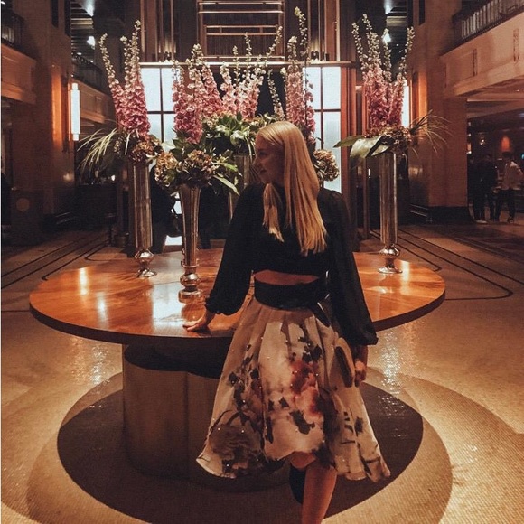 Cream coloured skirt with blue and pink floral print from honey. - Picture 7 of 7